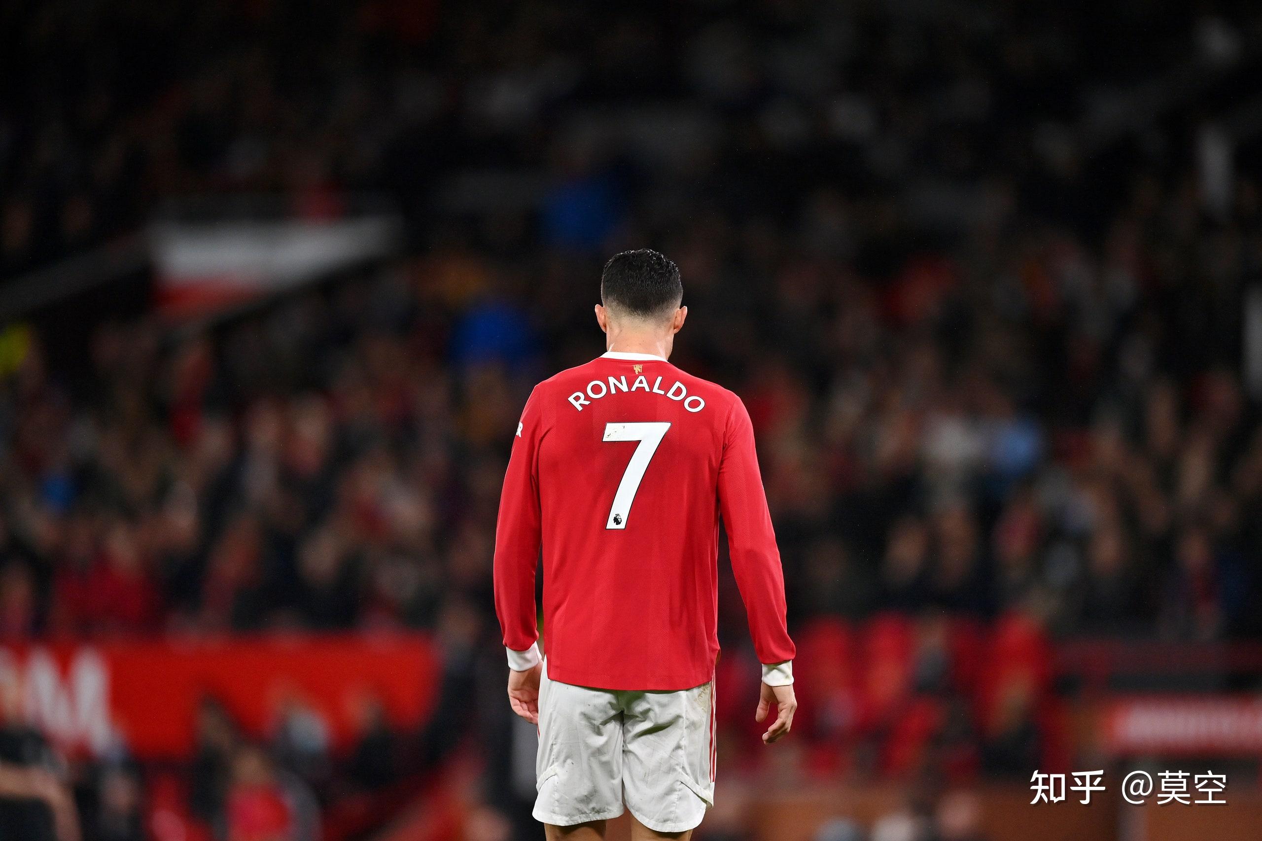 曼联引发争议!,库里官方宣布领先优势明显新规再创辉煌时刻 曼联引发争议!,库里官方宣布领先优势明显新规再创辉煌时刻